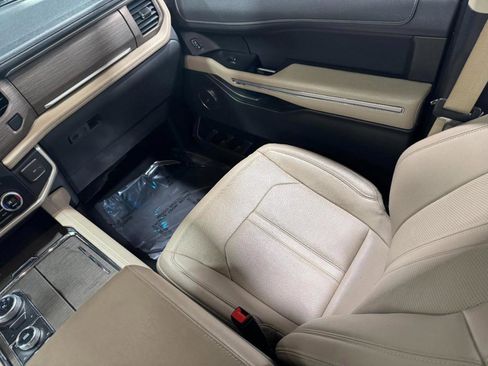 Used 2024 Ford Expedition Max Limited image 20