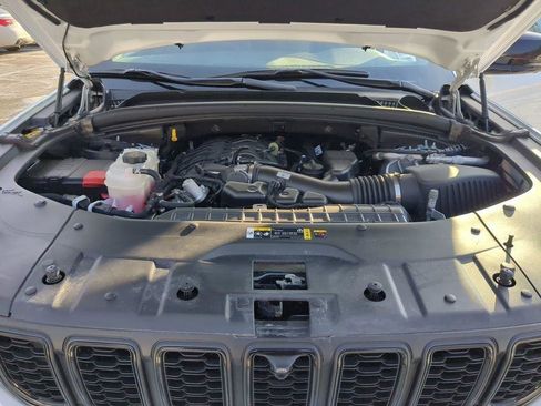 Used 2025 Jeep Grand Cherokee L Limited w/ Luxury Tech Group II image 26