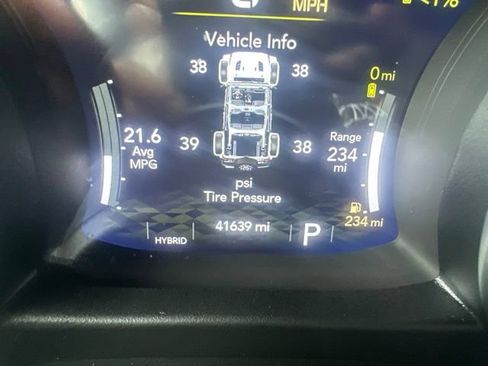 Used 2023 Jeep Wrangler Unlimited Sahara w/ Cold Weather Group AWD/4WD image 23