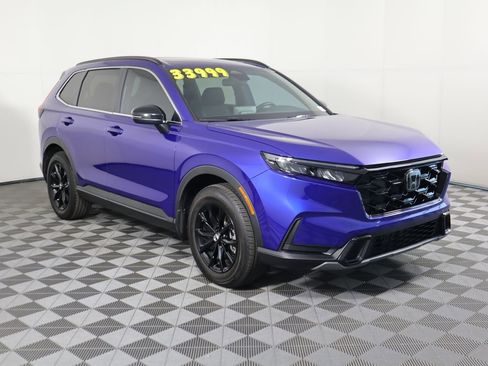 Certified 2025 Honda CR-V Sport image 3