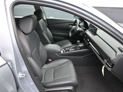 Certified 2025 Honda Accord EX-L image 23