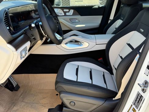 New 2026 Mercedes-Benz GLE 53 AMG 4MATIC image 17