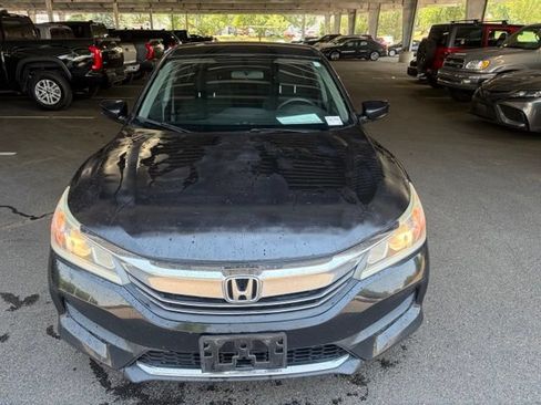 Used 2016 Honda Accord LX image 10