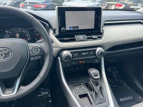 Used 2025 Toyota RAV4 XLE Premium FWD image 18