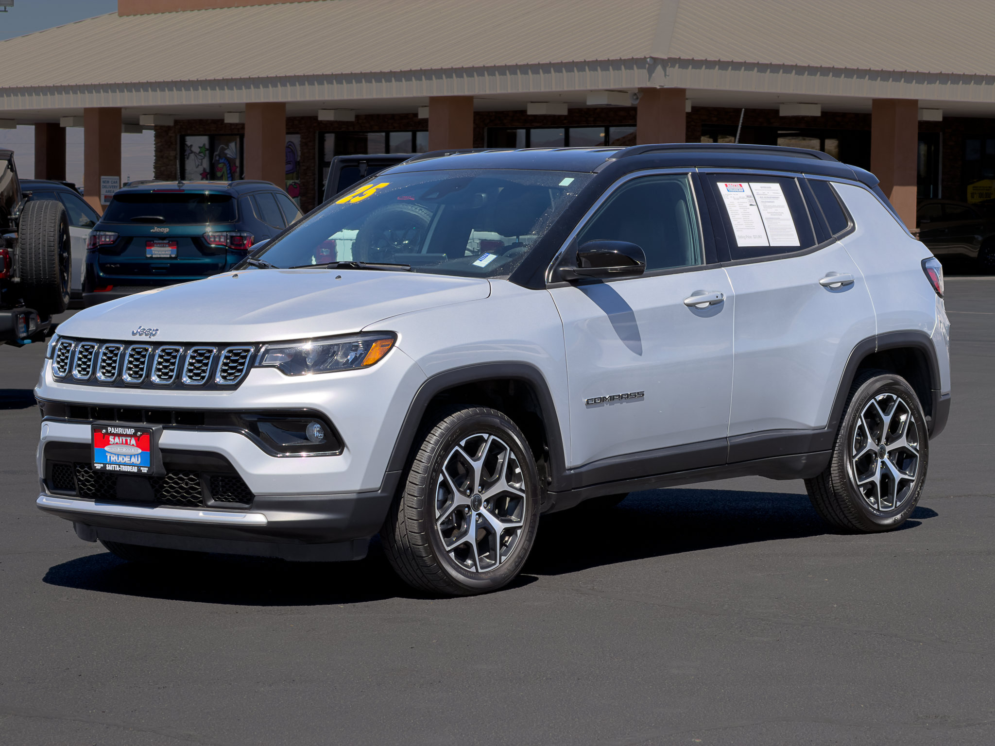 Used 2025 Jeep Compass Limited AWD/4WD image 1
