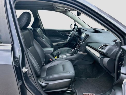 Used 2022 Subaru Forester Limited AWD/4WD image 16