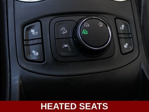 Used 2022 GMC Terrain SLT w/ GMC Pro Grade Package AWD/4WD image 5