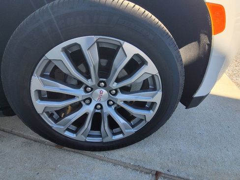 Used 2021 GMC Yukon XL Denali image 29