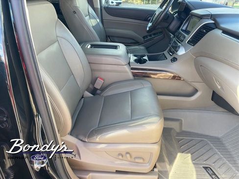 Used 2019 GMC Yukon XL SLT w/ Open Road Package image 18