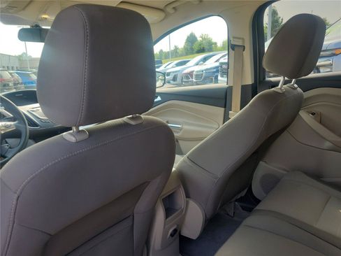 Used 2016 Ford Escape SE FWD image 15