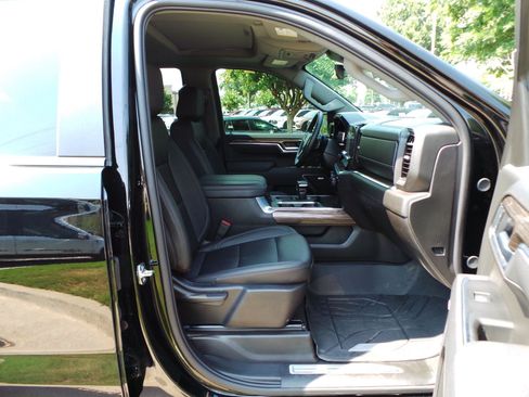 Used 2025 Chevrolet Silverado 1500 RST w/ Dark Appearance Package AWD/4WD image 44