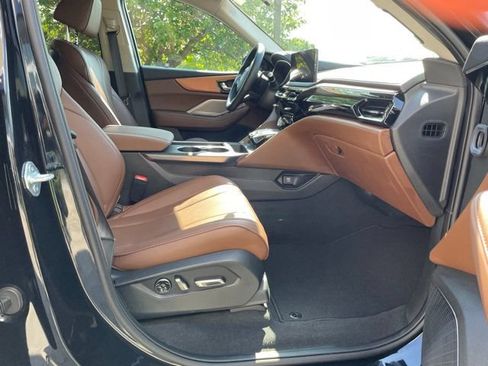 Used 2025 Acura MDX SH-AWD w/ Technology Package image 17
