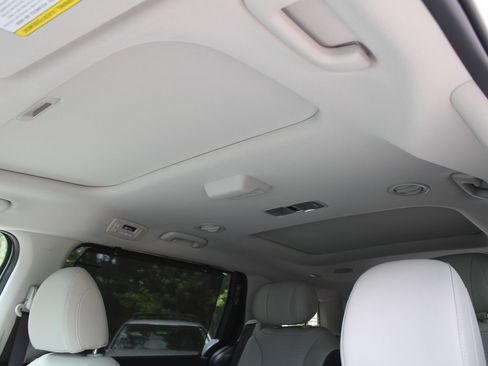 New 2026 Kia Carnival SX FWD image 72