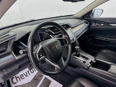 Used 2017 Honda Civic EX-L image 9