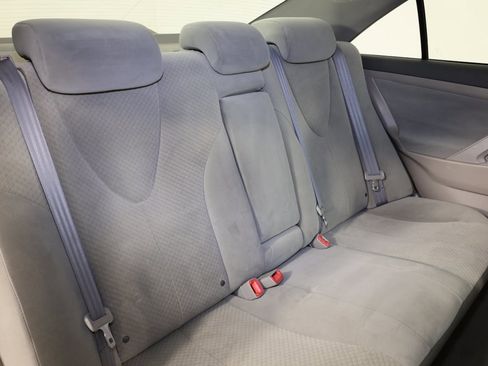 Used 2009 Toyota Camry LE image 24