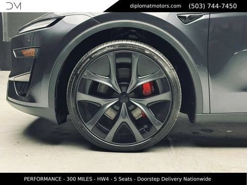 Used 2026 Tesla Model Y Performance AWD/4WD image 36