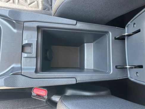 Certified 2025 Nissan Kicks SV w/ SV Premium Package FWD image 26