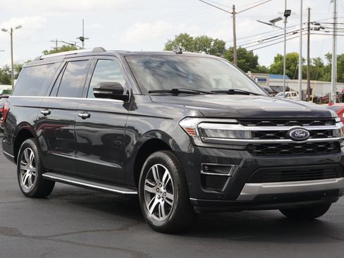 Used 2023 Ford Expedition Max Limited RWD image 3