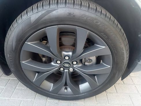 Used 2022 Land Rover Discovery Sport S R-Dynamic AWD/4WD image 3