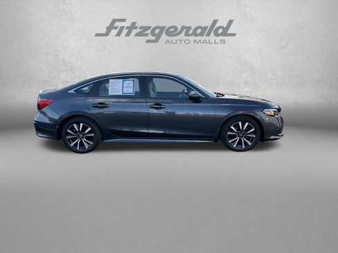 Used 2022 Honda Civic EX image 5