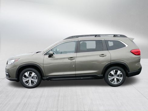 Used 2022 Subaru Ascent Premium w/ Convenience Package image 4