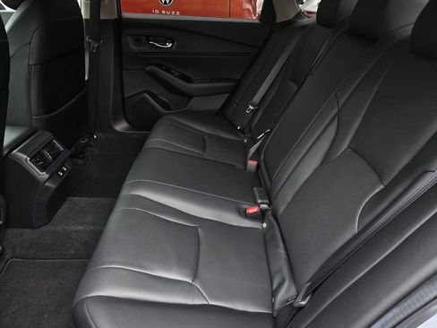 Used 2023 Honda Accord Touring image 13