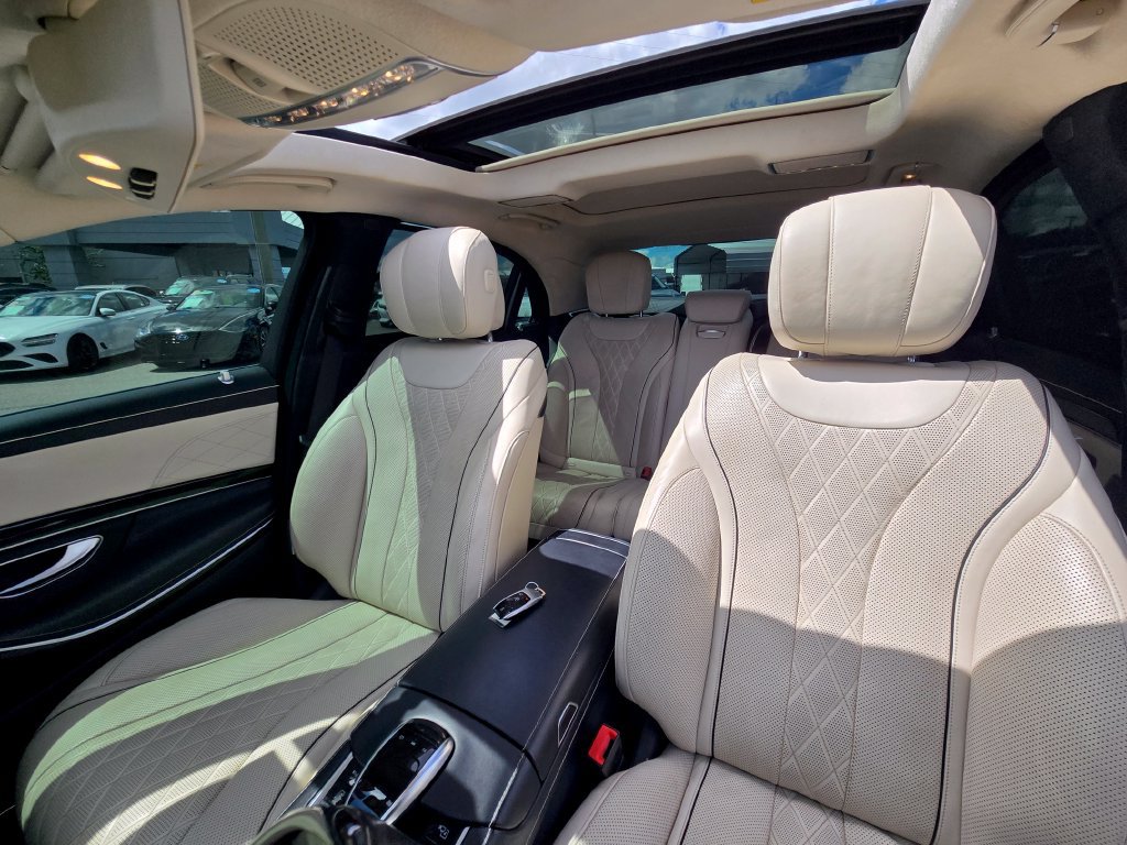Used 2019 Mercedes-Benz S 560 4MATIC Sedan image 33