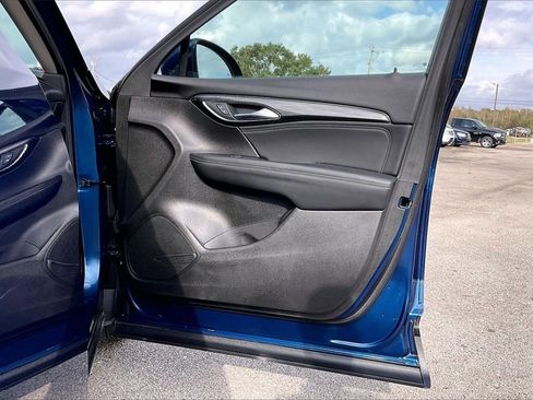 Used 2022 Buick Envision Preferred image 29