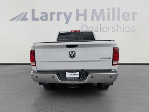 Used 2018 RAM 2500 Tradesman w/ Chrome Appearance Group image 7