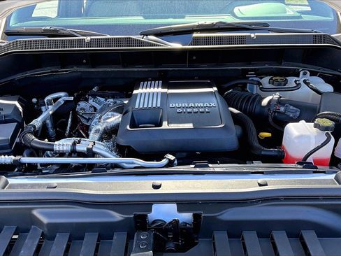 Used 2025 Chevrolet Silverado 1500 LTZ w/ Z71 Off-Road Package image 38