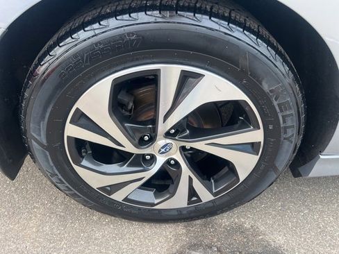 Used 2022 Subaru Legacy Premium image 12