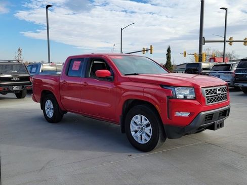 Used 2024 Nissan Frontier SV w/ SV Convenience Package image 4
