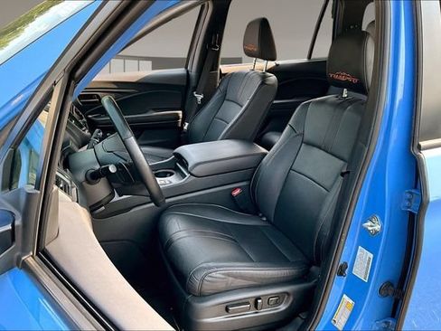 Used 2025 Honda Passport TrailSport image 20