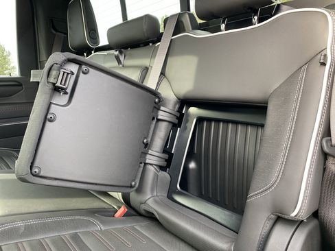 Used 2025 GMC Sierra 2500 AT4X image 46