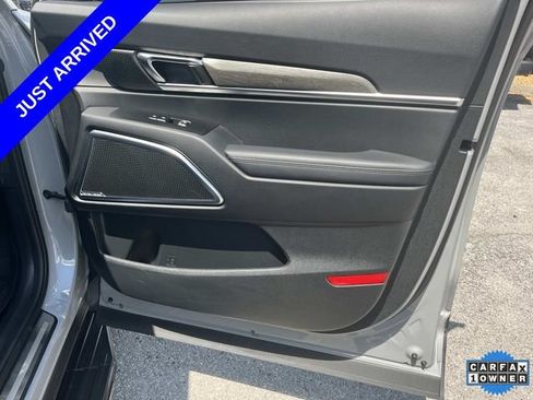 Used 2021 Kia Telluride SX w/ SX Prestige Package AWD/4WD image 22