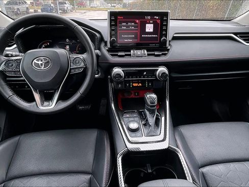 Used 2022 Toyota RAV4 TRD Off-Road image 28