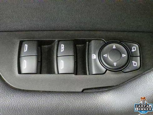 Used 2024 Chevrolet Blazer LT w/ Sound & Technology Package FWD image 16