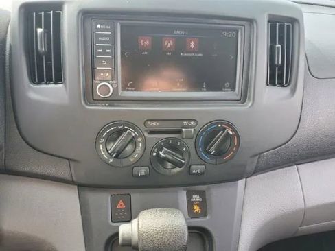 Used 2020 Nissan NV200 SV image 13