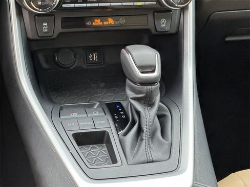 New 2025 Toyota RAV4 XLE Premium image 16