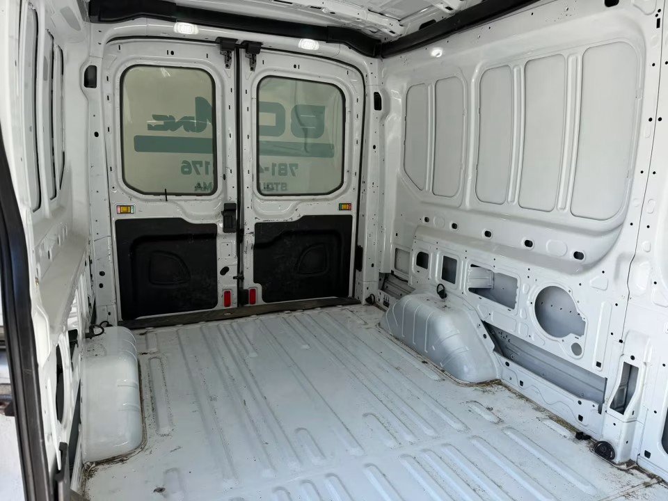 Used 2019 Ford Transit 250 148 Medium Roof RWD image 10