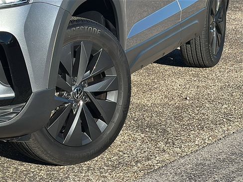 Used 2024 Volkswagen Taos S image 3