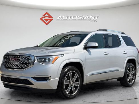 Used 2018 GMC Acadia Denali image 5