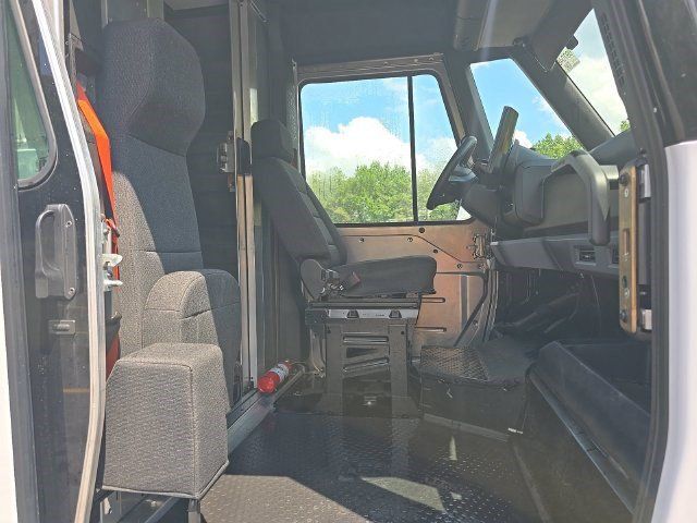 Used 2024 Chevrolet Brightdrop 600 w/ Commercial Equipment Package AWD/4WD image 7