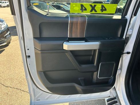 Used 2016 Ford F150 Lariat w/ Equipment Group 501A Mid image 13