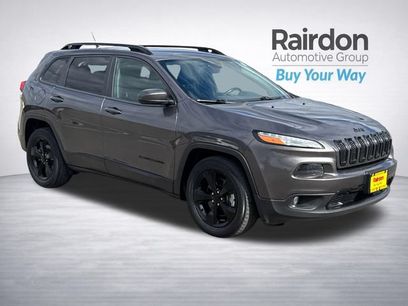 Used 2018 Jeep Cherokee Latitude w/ Altitude Package