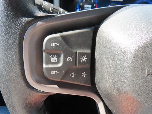 Used 2025 Ford Bronco Big Bend image 18