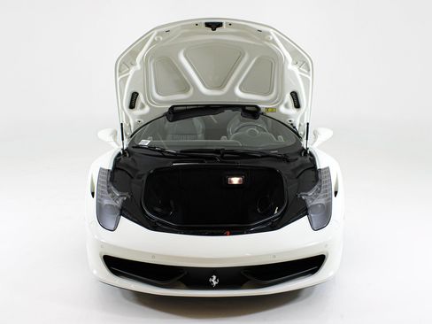 Used 2015 Ferrari 458 Spider RWD image 60