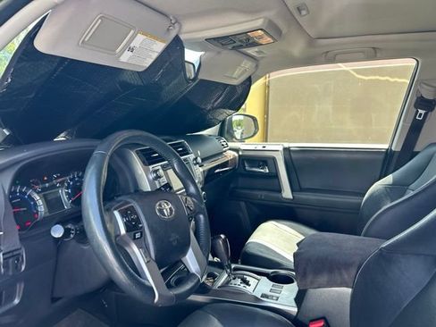 Used 2019 Toyota 4Runner Limited RWD image 9