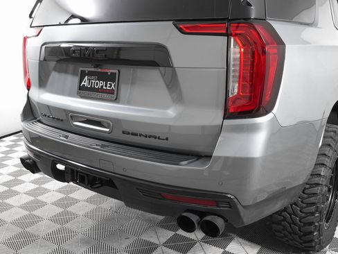 Used 2023 GMC Yukon Denali image 38