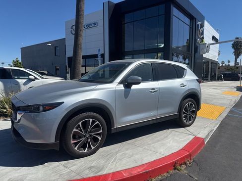 Used 2023 MAZDA CX-5 AWD 2.5 S w/ Premium Package image 4